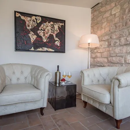 Sorella Luna فندق أسيسي